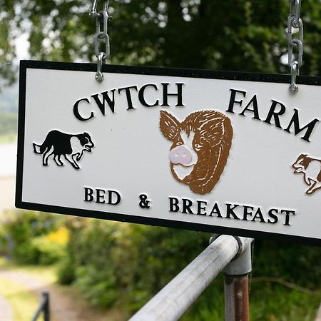 Cwtch Farm Bed & Breakfast Ystalyfera Zewnętrze zdjęcie