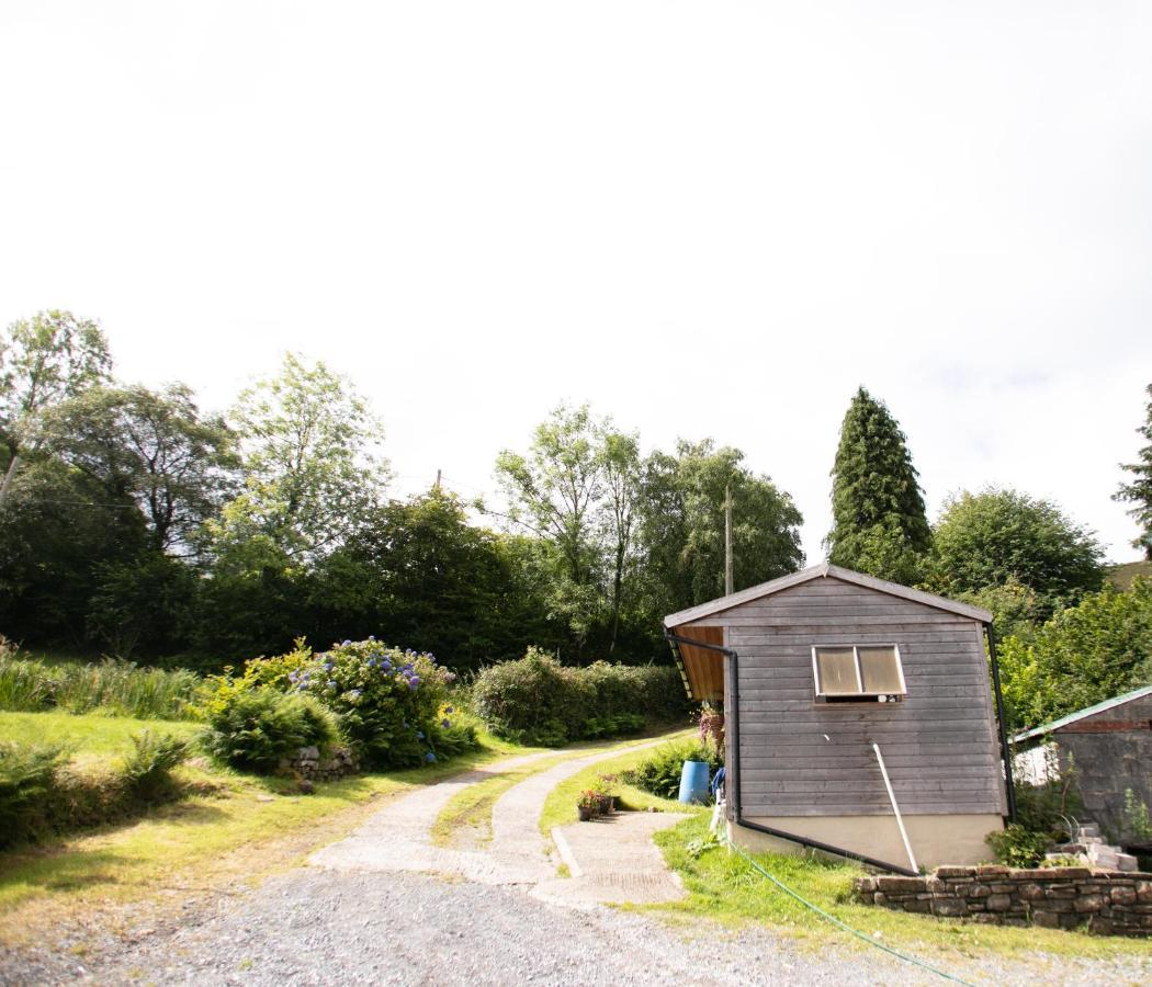 Cwtch Farm Bed & Breakfast Ystalyfera Zewnętrze zdjęcie